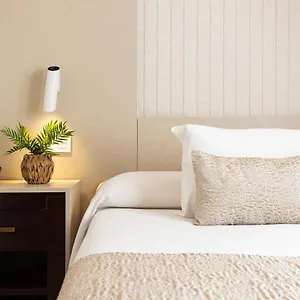 4* Hotel Plaza Del Castillo